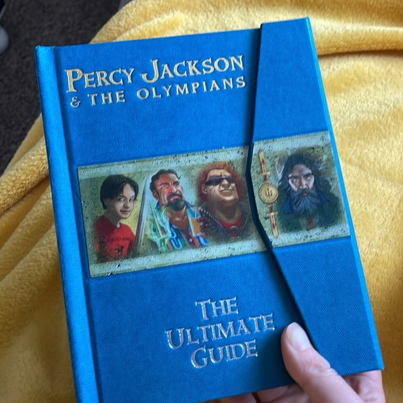 Percy Jackson and the Olympians: Ultimate Guide - Picture 2 of 4